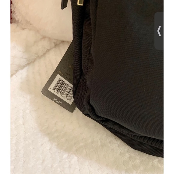 Tutilo New York Crossbody/ Sling Bag - Picture 4 of 5